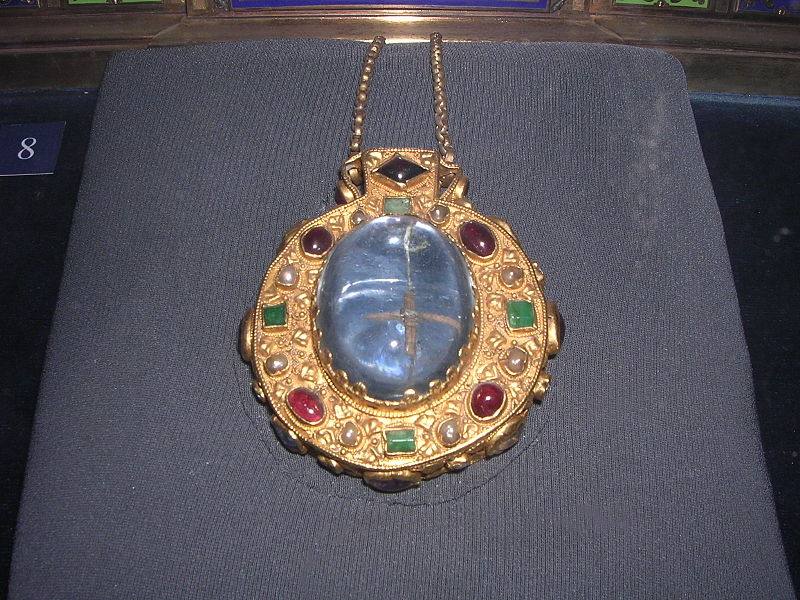 image relating to reliquary